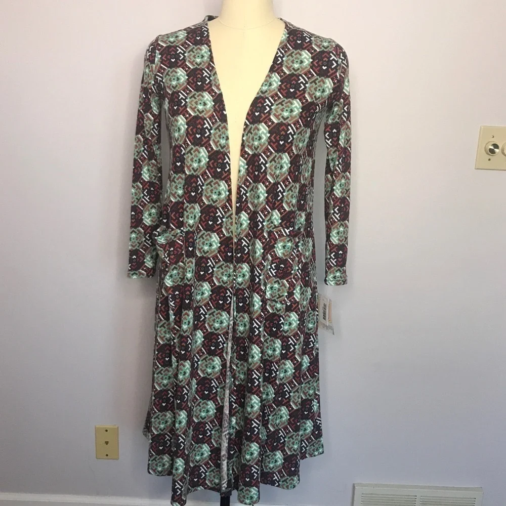 NWT LuLaRoe Sarah Sweater